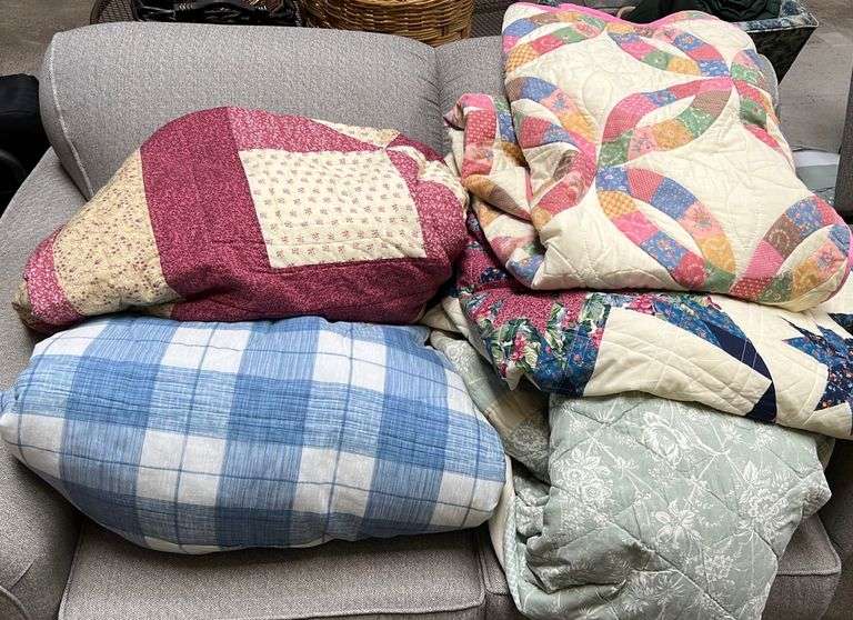 Quilts Comforter Bedding Metzger Property Services LLC