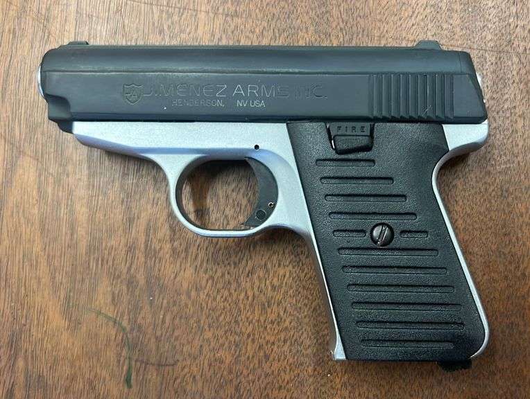 Jimenez Arms 380 Auto, 2 clips and carrying case, SER 392886Gun will