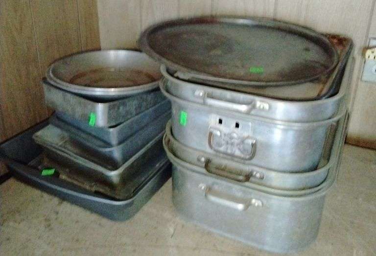Baking pans Metzger Property Services LLC