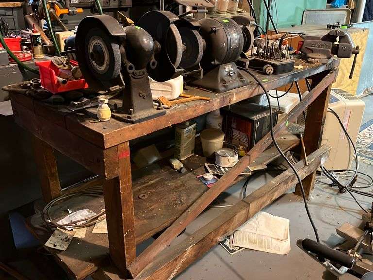 Workbench 22x54x32, Bench grinders, vise, tools and contents Metzger