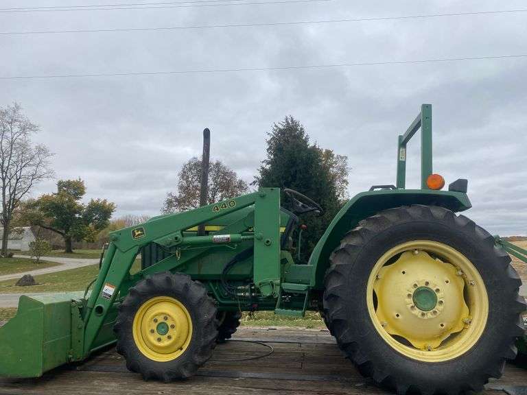 John Deere 1070 Compact Utility Tractor with 440 Loader, FWA, Diesel, 545 Hrs. Metzger