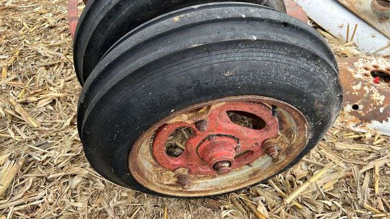 Farmall H wheel assembly - Metzger Property Services LLC