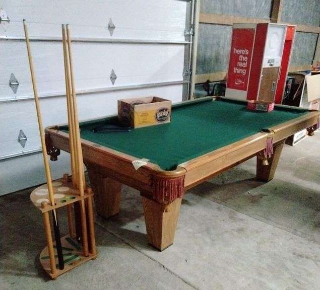 Brunswick Billiards pool table 54x98x32” pocket style with