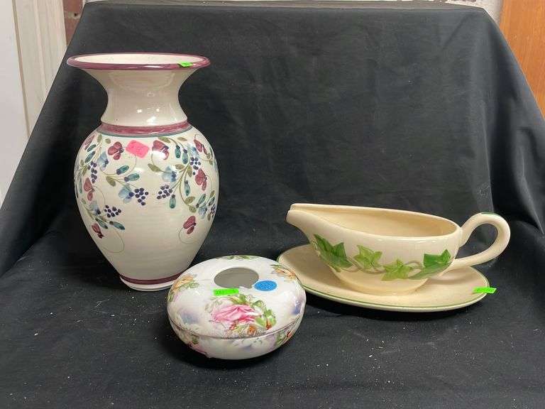 Vase, peanut coin bank, gravy boat, decorative dish Metzger Property