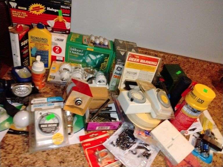 Timers, light bulbs, hardware, miscellaneous Metzger Property