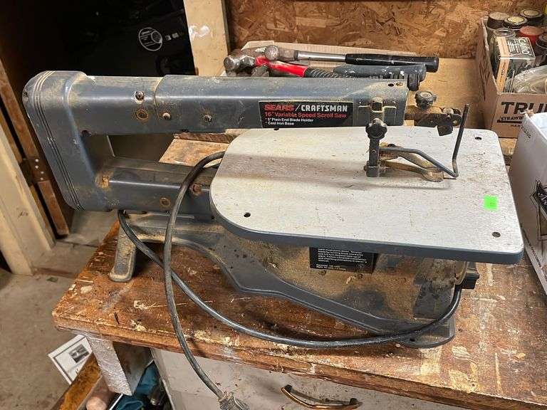 Craftsman 16 inch variable speed electronic scroll saw and manual