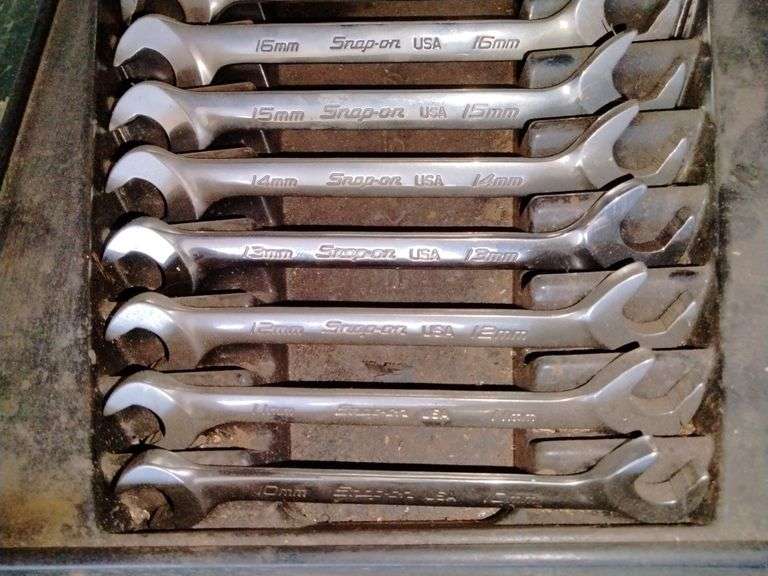 SnapOn Metric Wrench set Metzger Property Services LLC