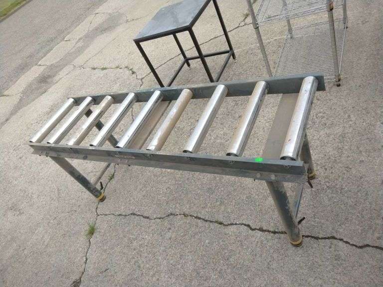 Grizzly Roller Table Metzger Property Services LLC