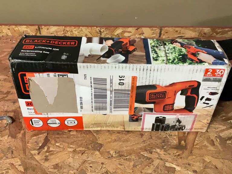 Black + Decker 20v reciprocating saw Metzger Property Services LLC