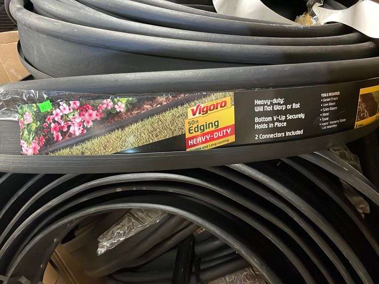 Vigoro 50’ Edging HeavyDuty Quantity Unknown Metzger Property