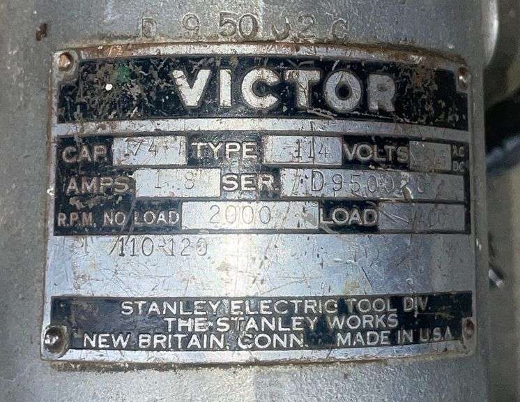 Black & Decker quantum circular saw, Victor electric drill Metzger