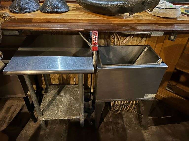 7.29.22 PIE EYED PETEY'S LIQUIDATION AUCTION! OFF CATALOG RING