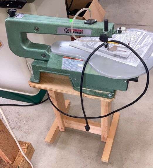 Central Machinery 16” Variable Speed Scroll Saw Metzger Property