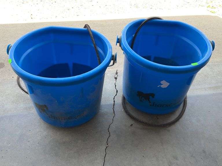 Electric Heated Horse Buckets Metzger Property Services LLC