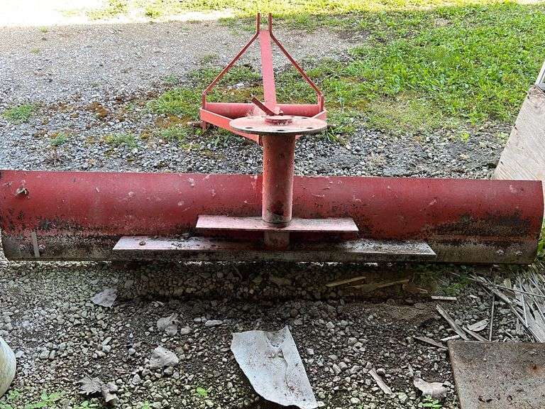 6 foot grader blade. 3 pt hitch Metzger Property Services LLC