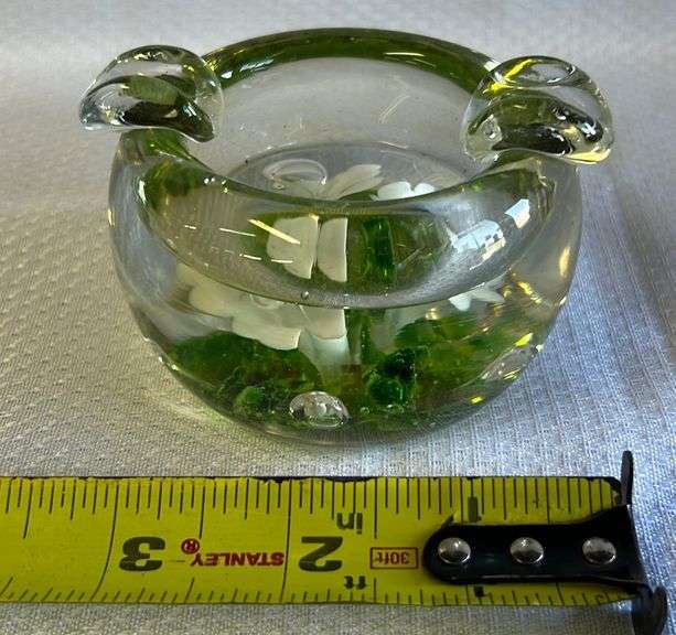 St. Clair Paperweight ashtray with white flowers Metzger Property