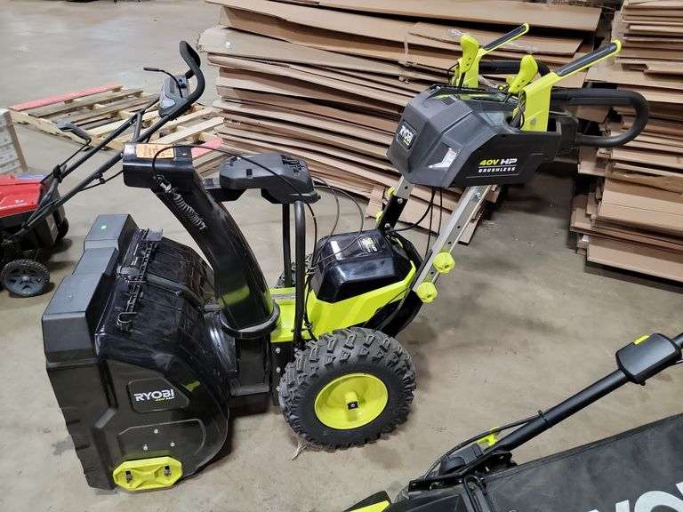 RYOBI 40V HP 24" 2Stage Cordless Electric SelfPropelled Snow Blower