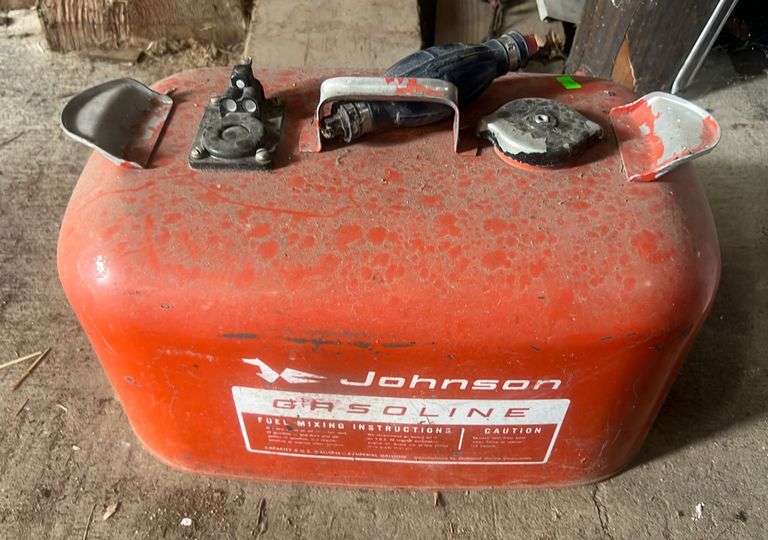 Johnson 6gallon boat motor gas tank Metzger Property Services LLC
