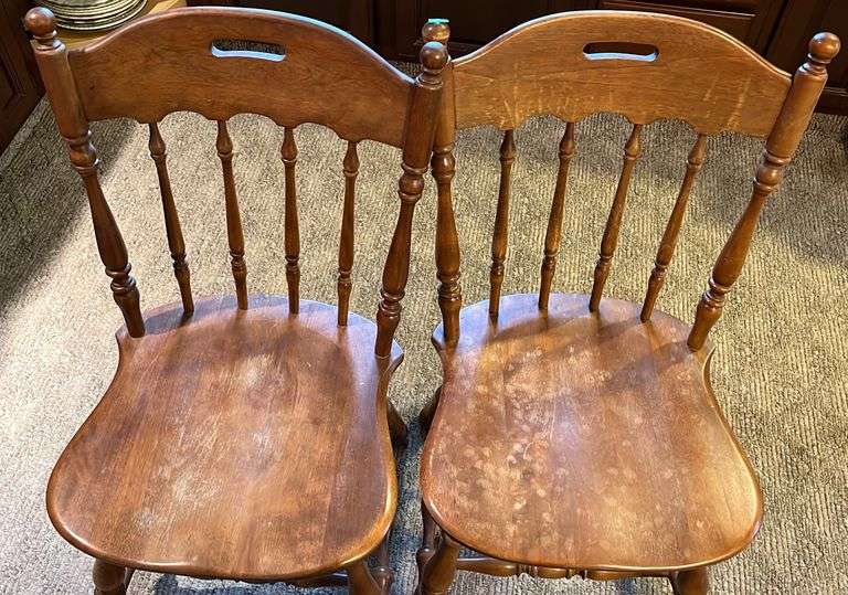 6 Wood Kitchen chairs Metzger Property Services LLC