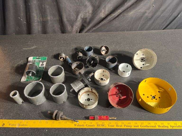 Hole saw bit assortment Metzger Property Services LLC
