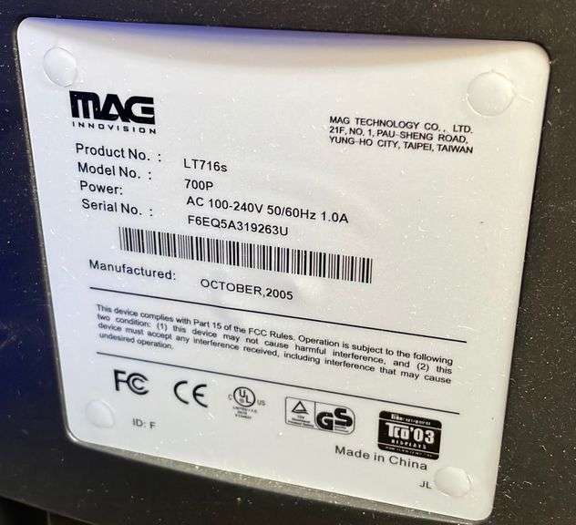 MAG innovision 17" monitor model 700P, Book assortment Metzger