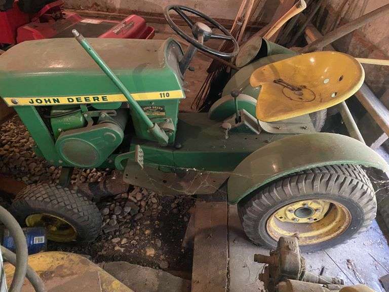 John Deere 110 Garden Tractor Metzger Property Services LLC