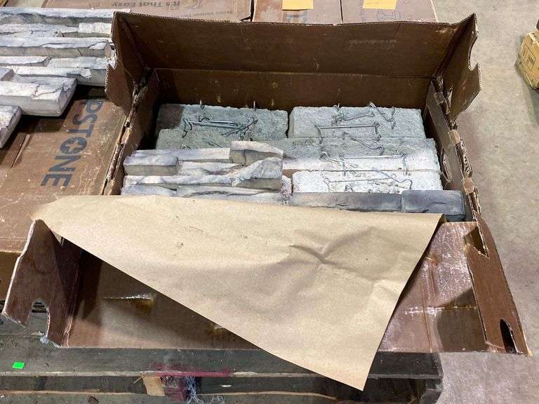 ClipStone Ash ProStack Flats 4"x"6 to 17" Siding 5 SF Metzger Property Services LLC