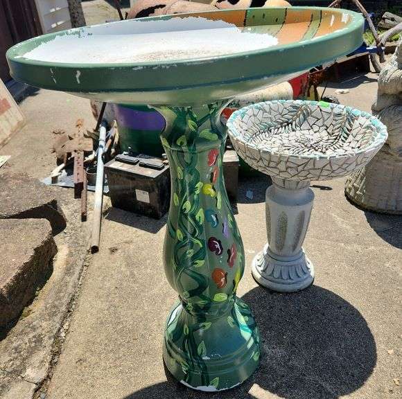 Plastic and ceramic bird baths, 16" and 24" Metzger Property Services LLC