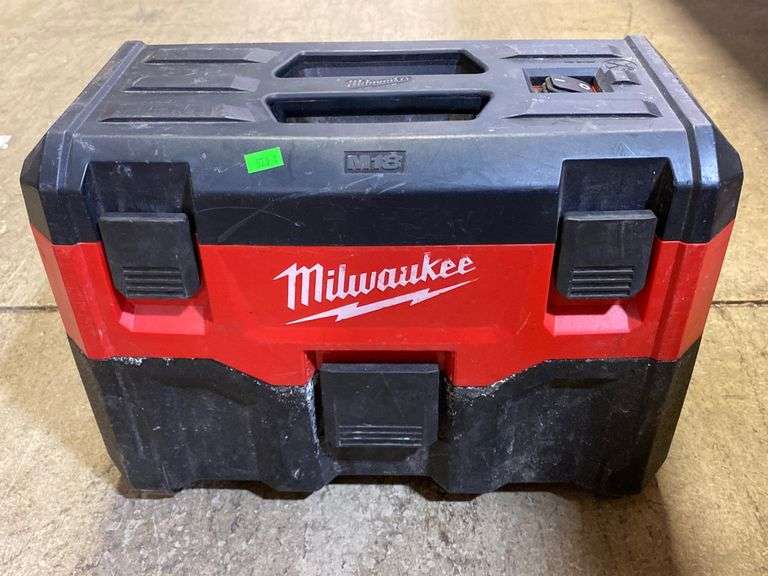 Milwaukee M18 18-Volt 2 Gal. Lithium-Ion Cordless Wet/Dry Vacuum