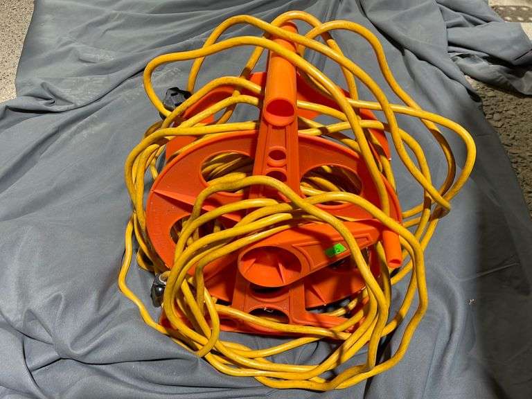 True Temper Wheelbarrow & Extension Cord Metzger Property Services LLC