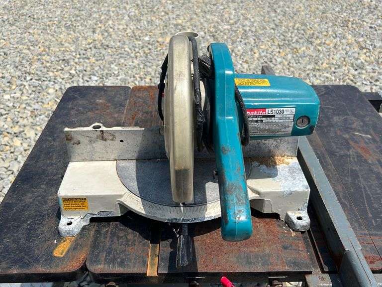 Makita LS1030 miter saw Metzger Property Services LLC