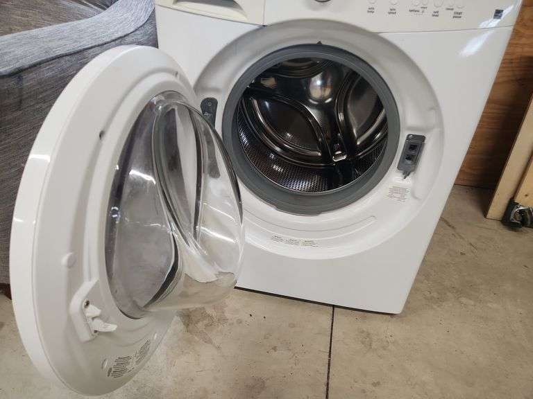 Frigidaire front load washer Metzger Property Services LLC