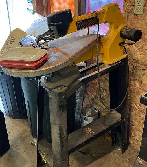 DeWalt scroll saw dw788 Metzger Property Services LLC