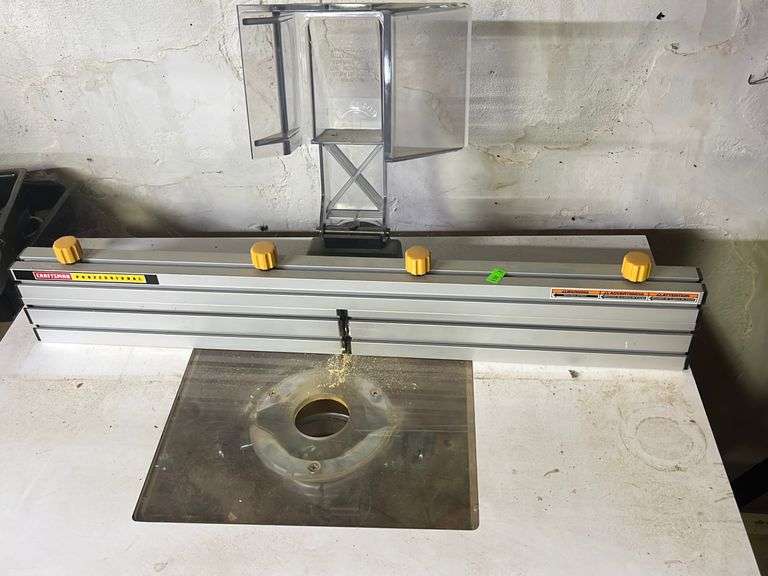 Router table cart 23x29x33", face shields, extension cord, misc contents Metzger Property