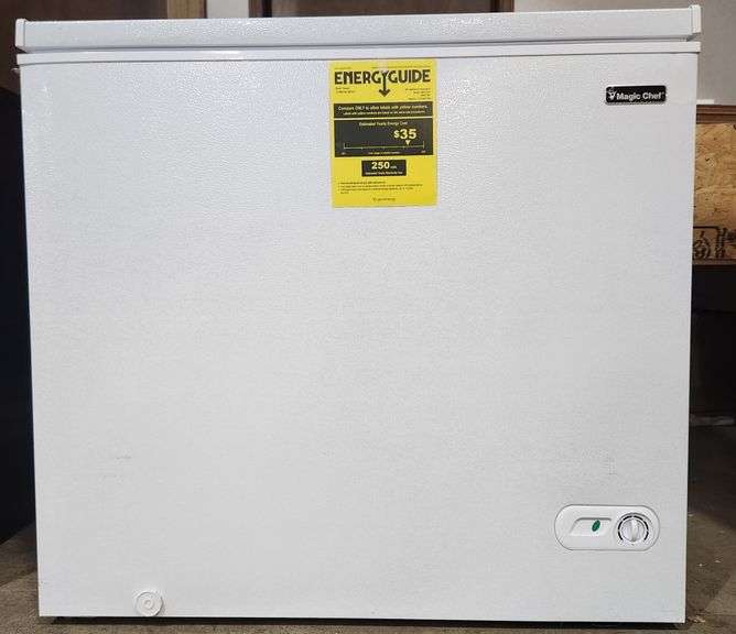 Magic Chef 7.0 cu. ft. Chest Freezer in White Side is dented Metzger