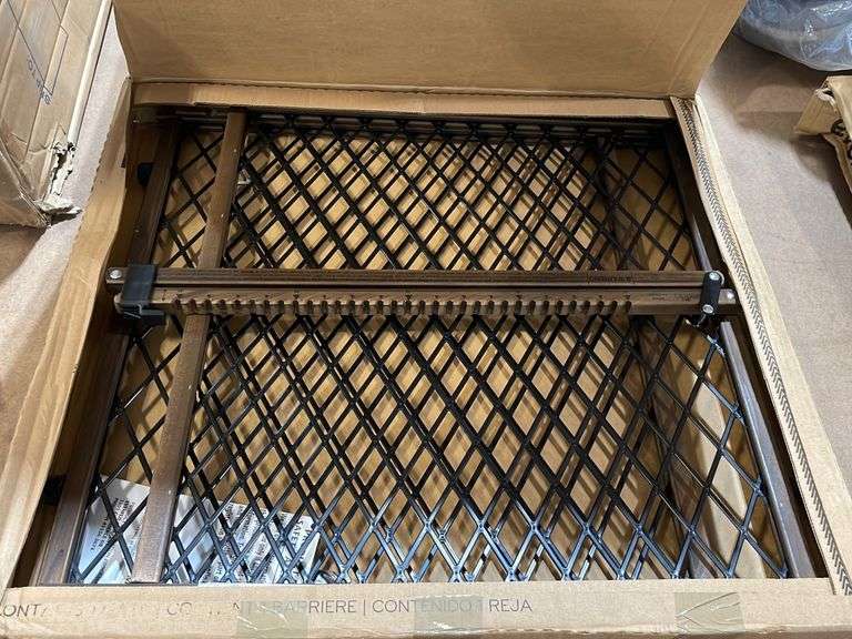 Evenflo Position & Lock Baby Gate, PressureMounted, Farmhouse