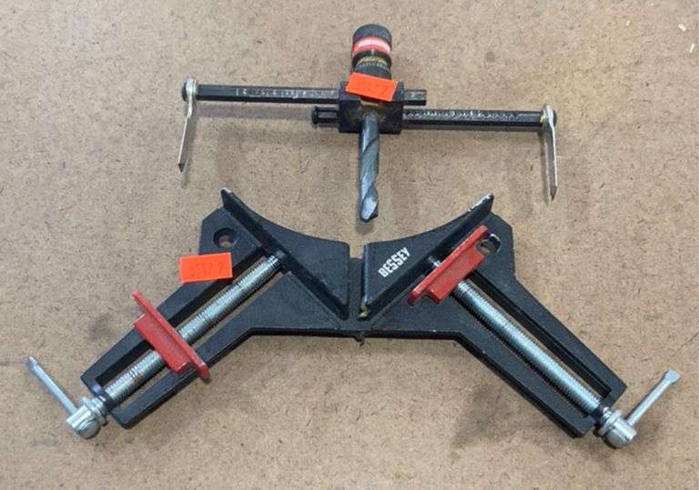 Bessey Corner Clamp & Circle Cutter Metzger Property Services LLC