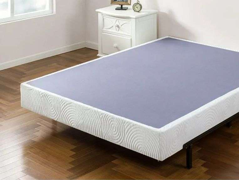 ZINUS Metal Box Spring with Wood Slats, 7.5 Inch Mattress Foundation