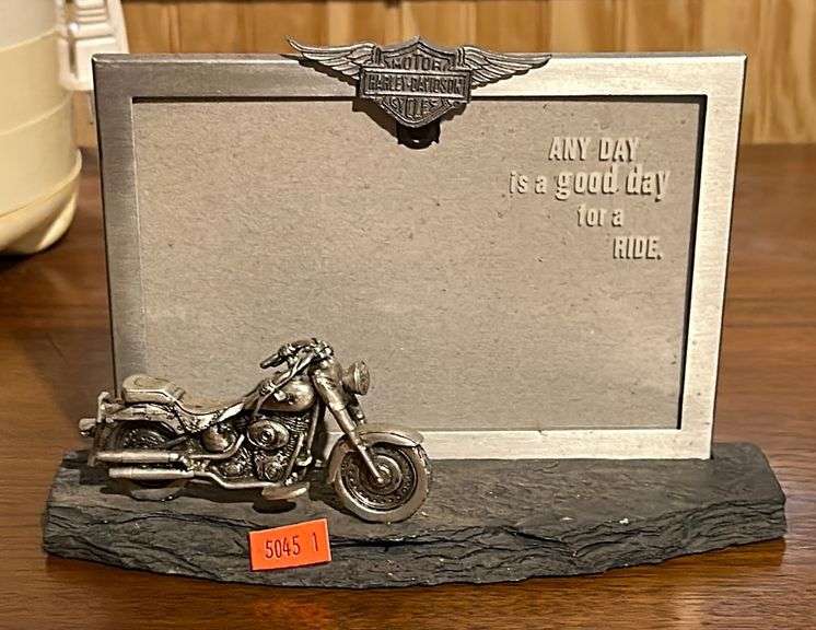 4”x6” Harley Davidson picture frame Metzger Property Services, LLC