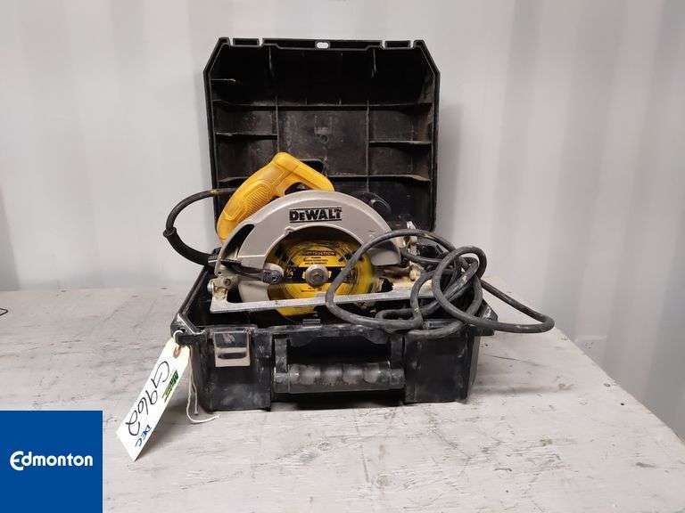 DeWalt DWE575 Circular Saw Michener Allen Auctioneering Ltd