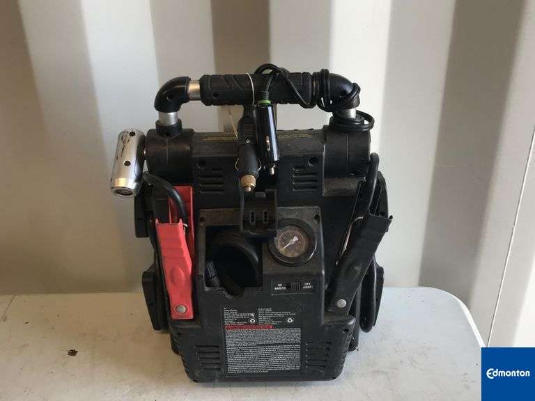 Motomaster Eliminator Booster Pack Michener Allen Auctioneering Ltd