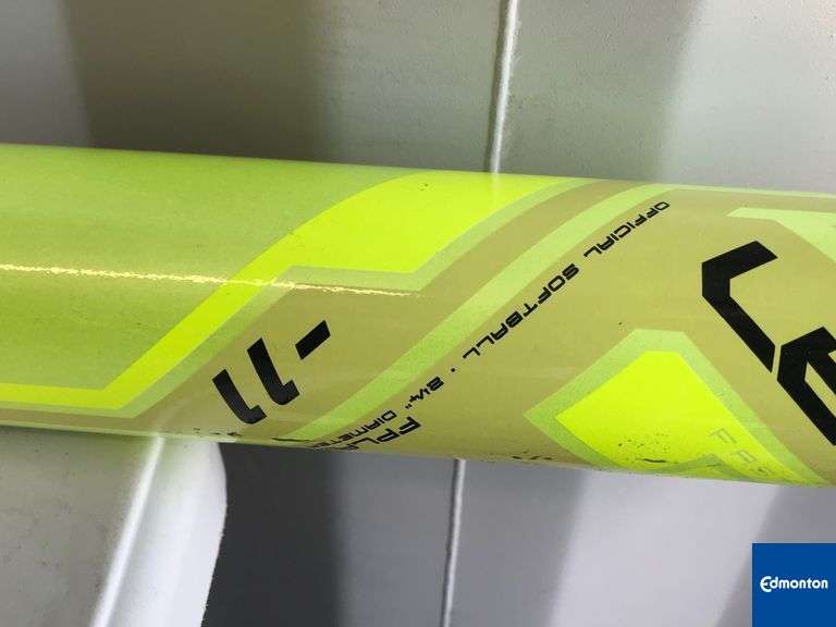 Worth Softball Bat Michener Allen Auctioneering Ltd