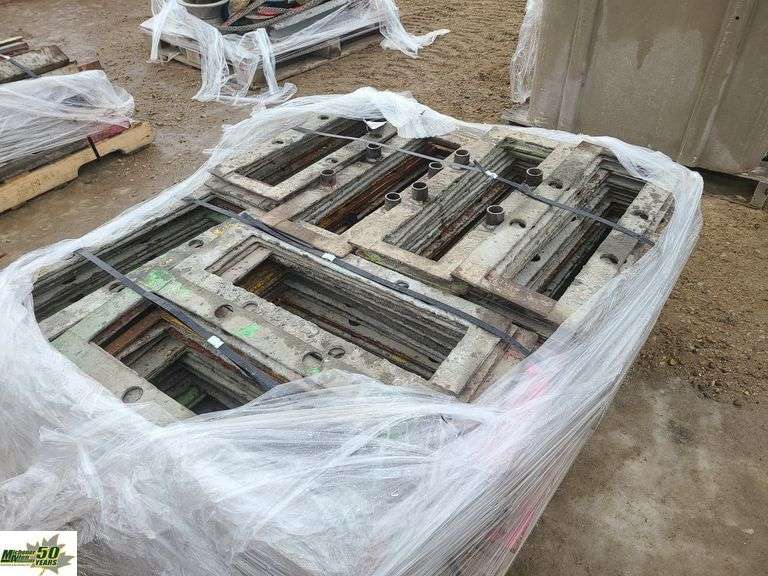 Concrete Forms1 Pallet Michener Allen Auctioneering Ltd