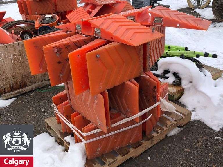 Orange Vehicle Ramps Michener Allen Auctioneering Ltd