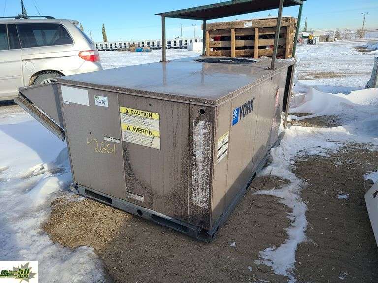 York AC Unit1 Pallet Michener Allen Auctioneering Ltd