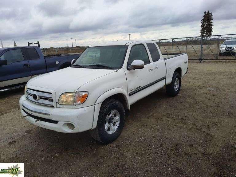 2006 Toyota Tundra SR5 4dr Access Cab 4WD SB (4.7L V8) Michener Allen