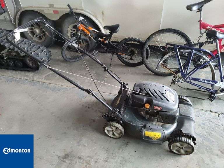Yardworks Lawnmower Qty 1 Michener Allen Auctioneering Ltd