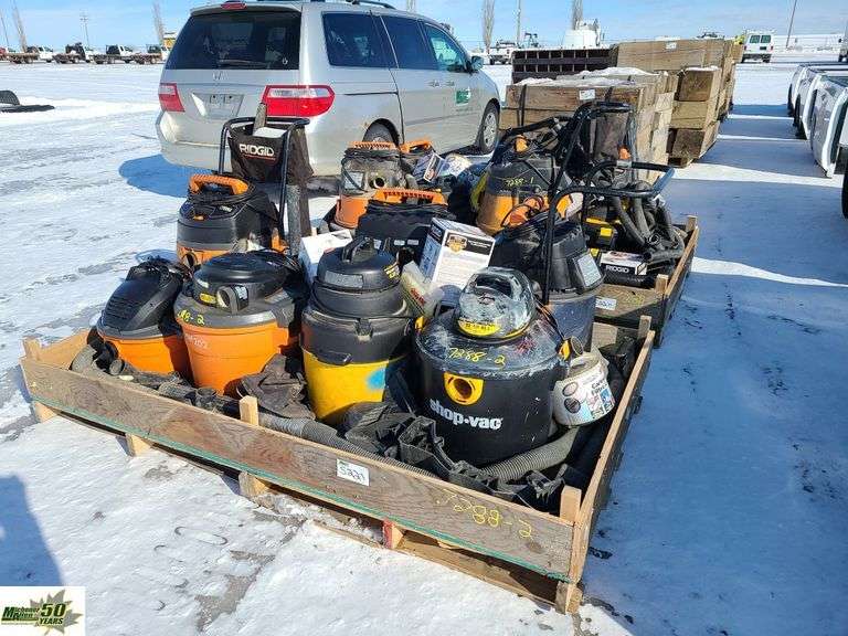 Assorted Electric Shop Vacs1 Crate Michener Allen Auctioneering Ltd