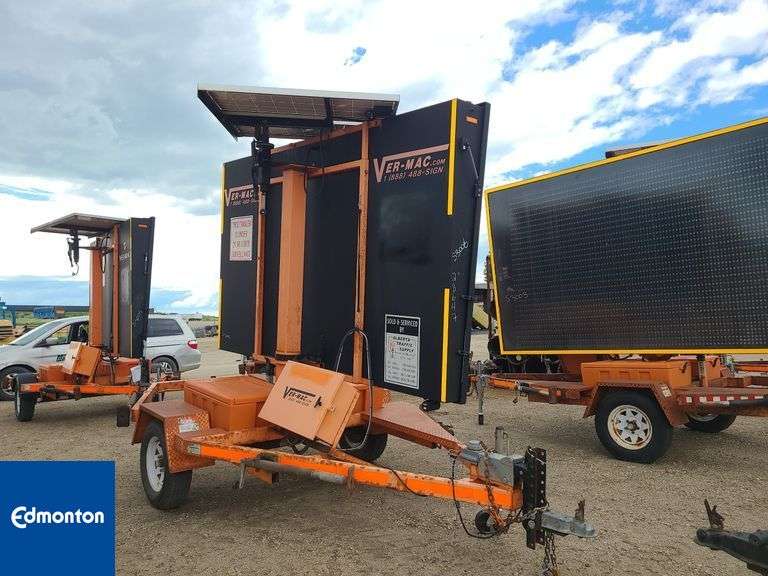 Vermac Trailer Mounted Traffic Sign-Qty 1 2008 VERMAC 1500 Sign Board