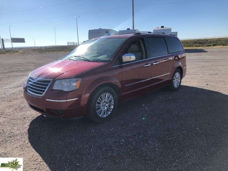 2008 Chrysler Town & Country Camping Package Passenger Van Michener